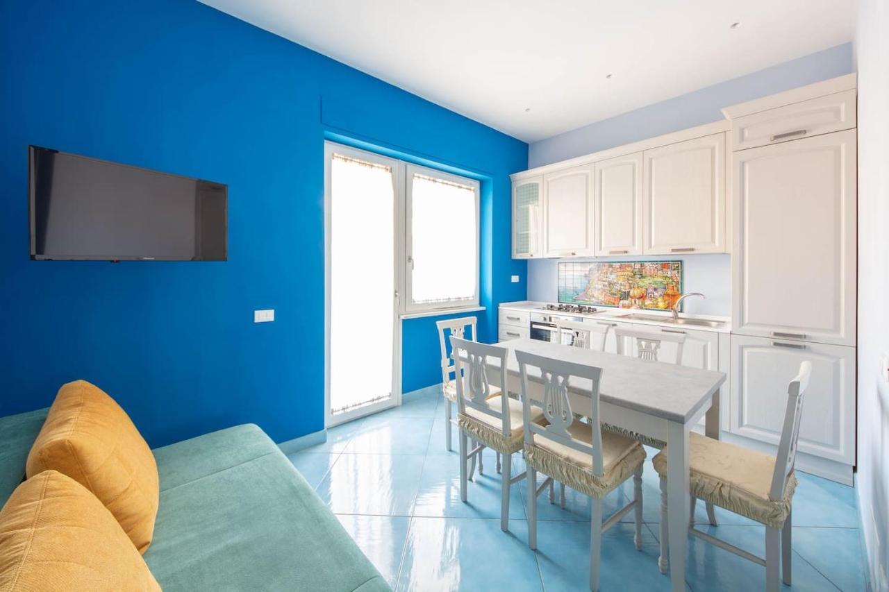 La Casa Del Poeta - Appartamento Positano Maiori Exteriör bild